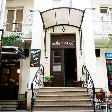 Faust Aparthostel Krakau Exterior foto